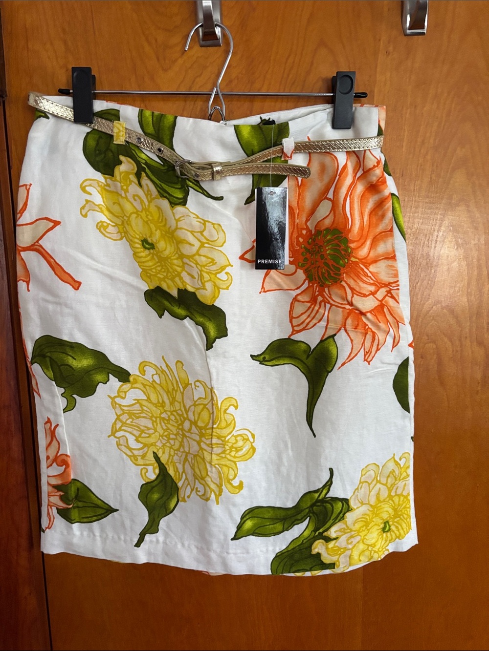 Orange Anne Klein Sleeveless Draped Top with Premise cream Floral belted skirt - Picture 2 of 9